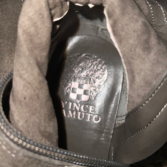 Vince Camuto Womens Wide Calf Gray Karinda Suede
OTK Block Heel Boots Size 7 - Picture 9 of 9